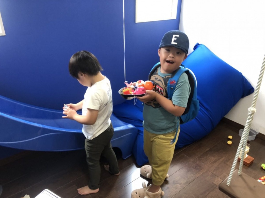 F3D492B2-8AB3-4355-8CCE-638659CE63BE